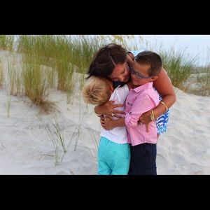 Meet your Posher, Holly